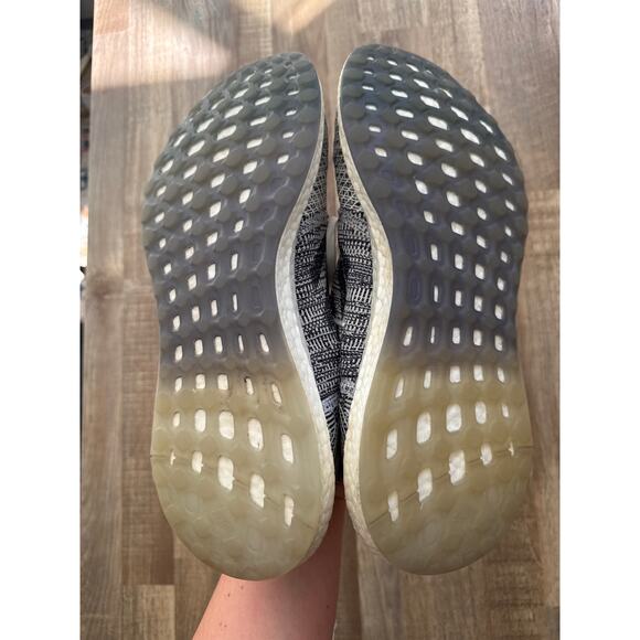 Mens Adidas Pureboost Go Cloud White Raw Indigo sz 13 Athleisure Running Sneaker - Picture 3 of 5